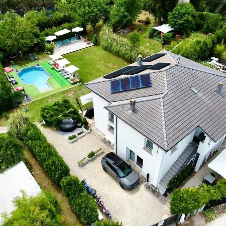 Gan Eden Nature House *