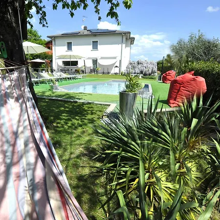 Gan Eden Nature House