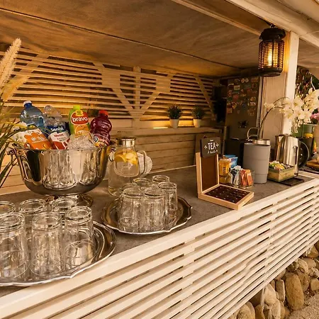 Gan Eden Nature House *