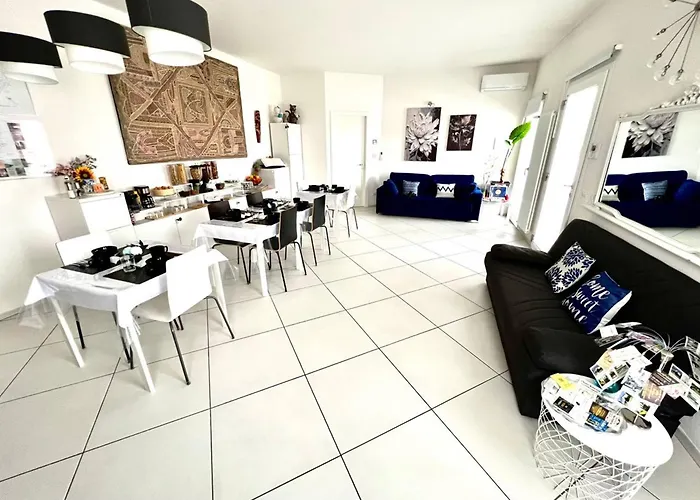 Gan Eden Nature House