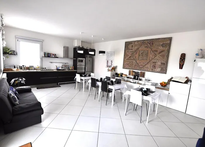 Gan Eden Nature House *